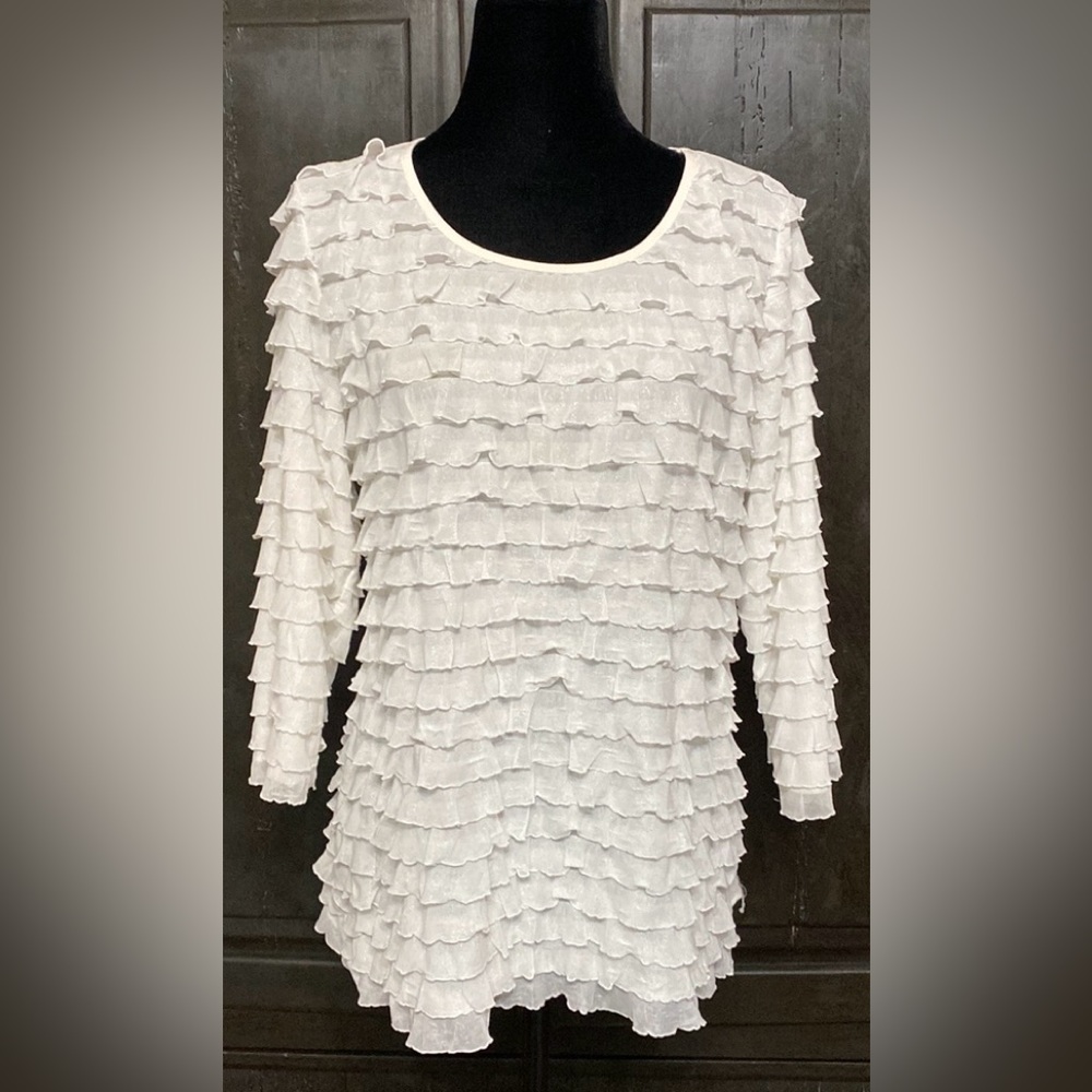 NY Knits White ruffles long sleeves blouse. Size Large